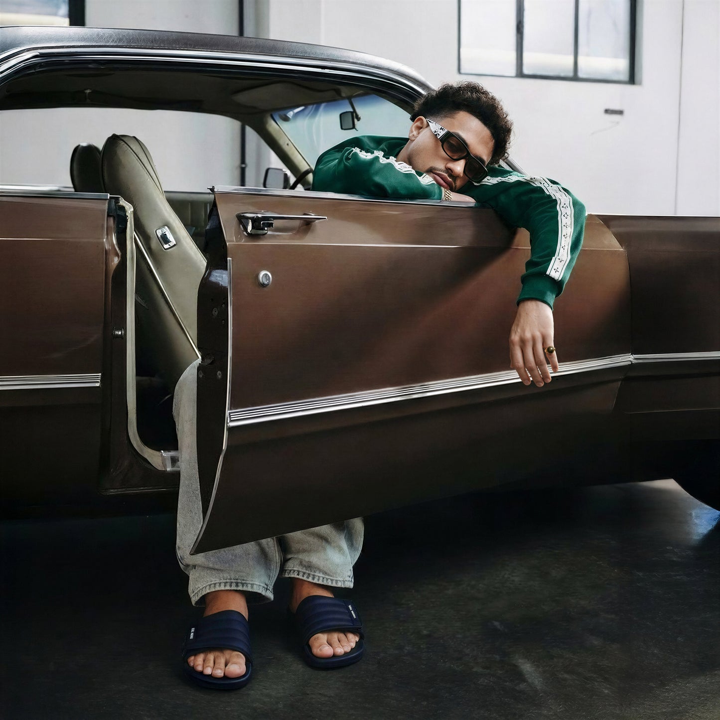 Laidback Men’s Padded Comfort Slider-Navy