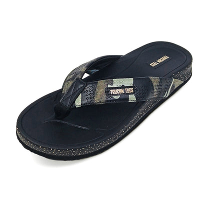 Phantom Men’s Camouflage Flip-Flops - Black